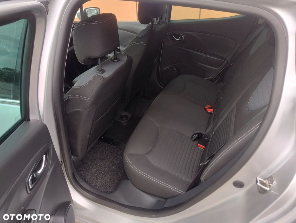 Renault Clio TCe 90 Limited - 21