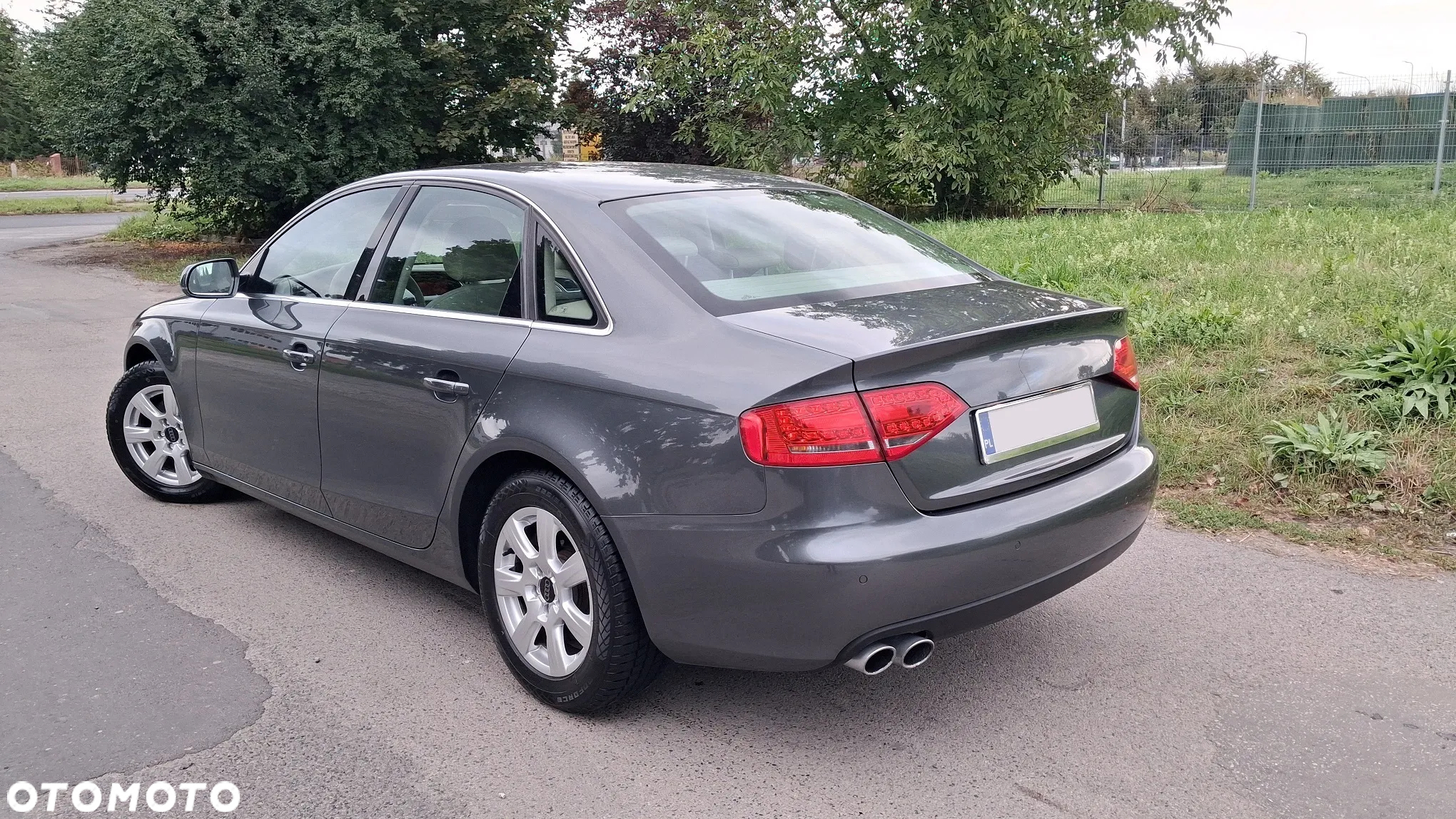 Audi A4 Limousine - 10