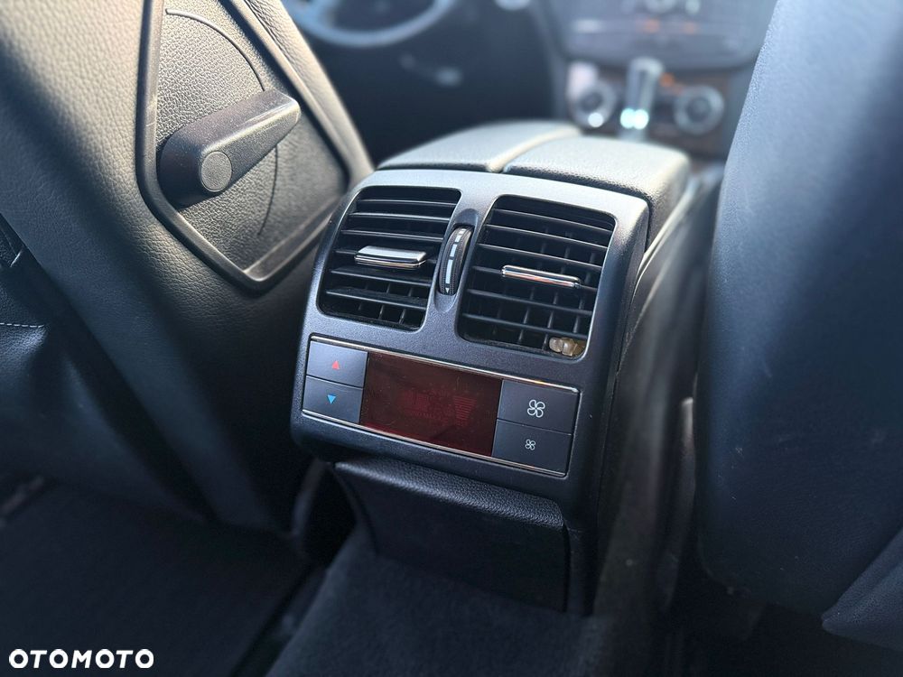 Mercedes-Benz Klasa C - 12