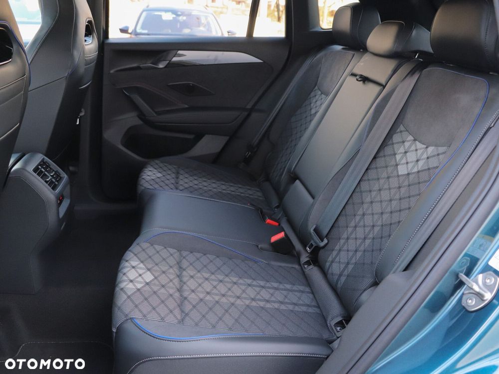 Volkswagen Tiguan - 14