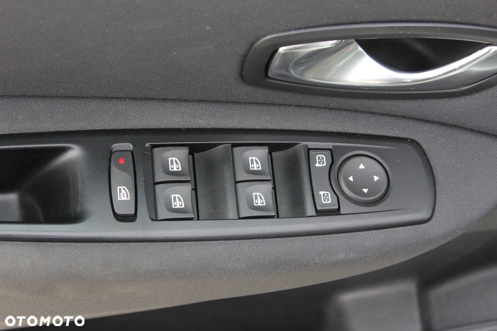 Renault Scenic Energy TCe 115 S&S Xmod Bose Edition - 15