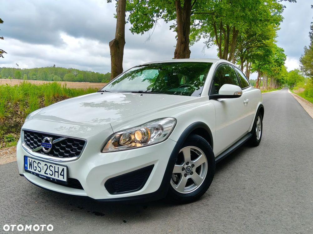 Volvo C30 D2 - 25