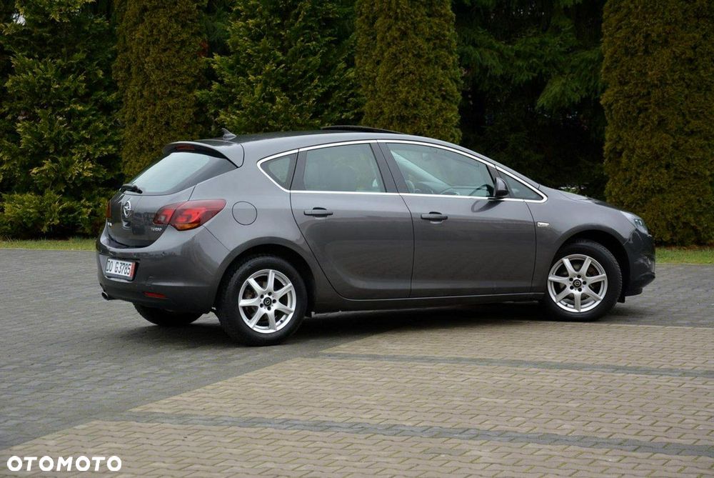 Opel Astra 1.4 Turbo Cosmo - 5