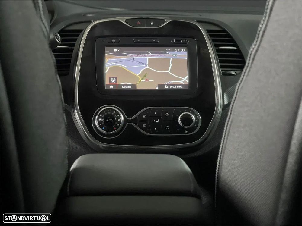 Renault Captur 1.5 dCi Exclusive - 11