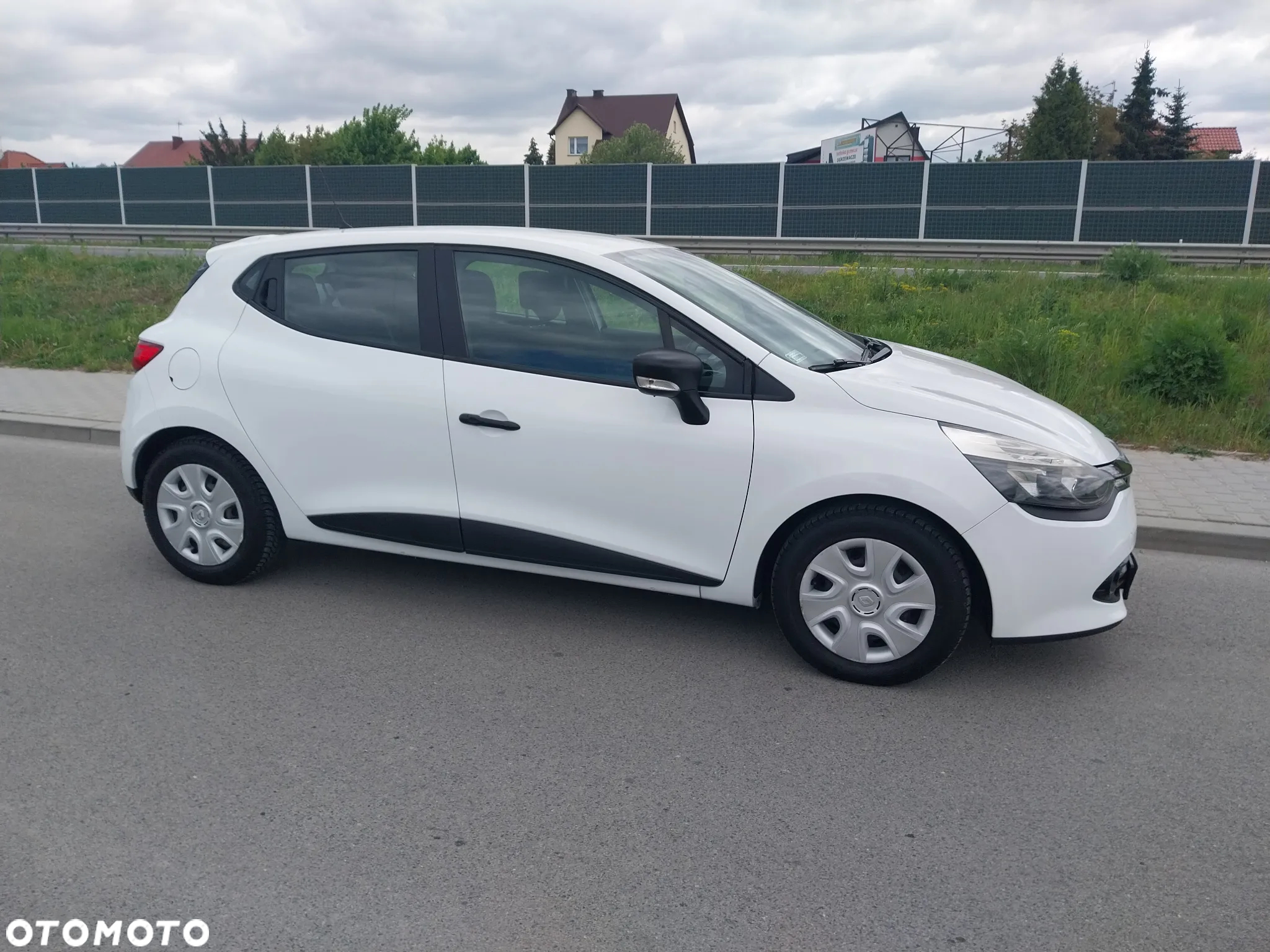 Renault Clio 1.5 dCi Energy Alize EU6 - 25