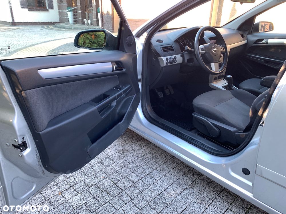 Opel Astra III 1.7 CDTI Enjoy - 22