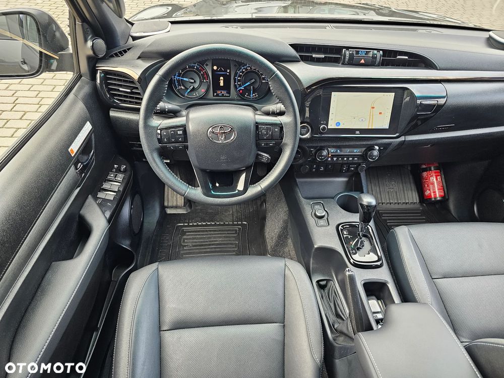 Toyota Hilux 2.8 D-4D Double Cab Invincible 4x4 - 12