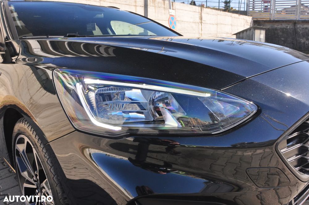 Ford Focus 1.5 EcoBoost ST Line Business - 4