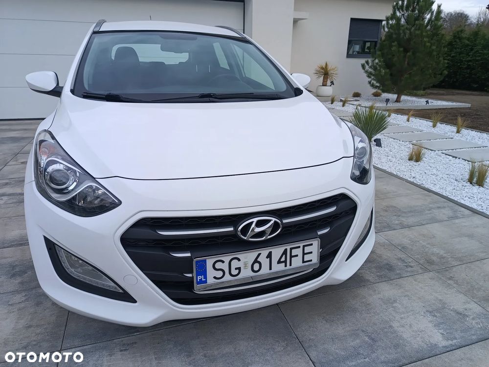 Hyundai i30 blue 1.6 CRDi Style - 21