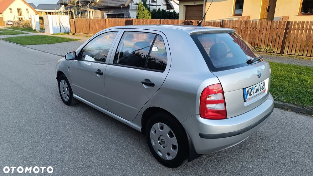 Skoda Fabia 1.4 16V Classic + - 4