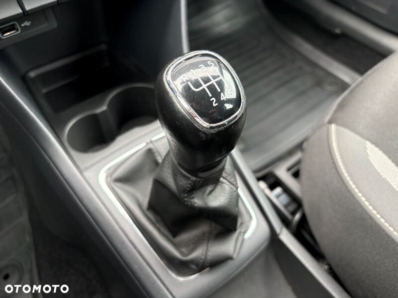 Skoda RAPID 1.0 TSI Ambition - 31