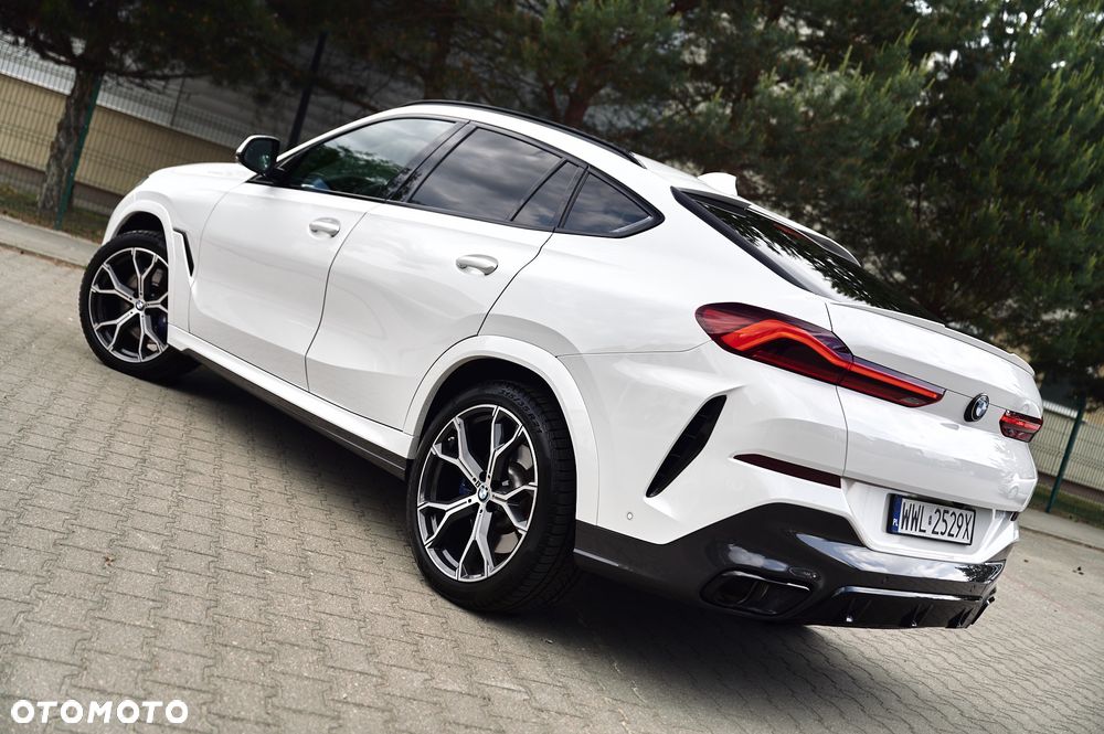 BMW X6 xDrive40d mHEV - 4