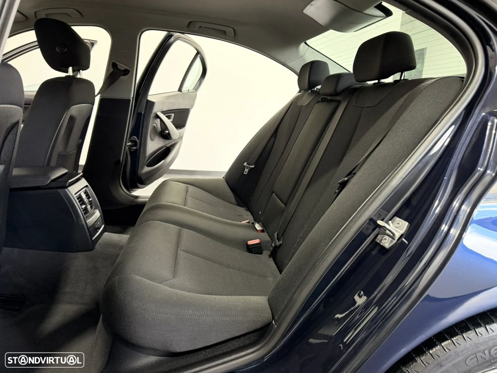 BMW 330 e iPerformance Advantage - 47