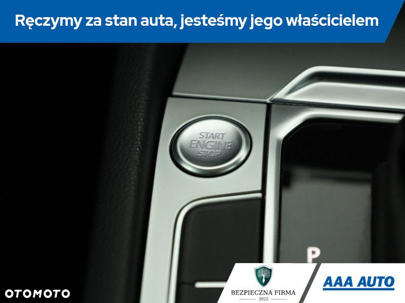 Volkswagen Passat - 16