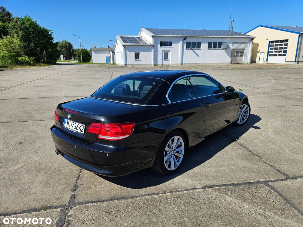 BMW Seria 3 320i - 22