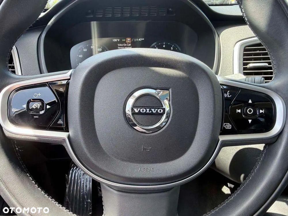 Volvo XC 90 - 12