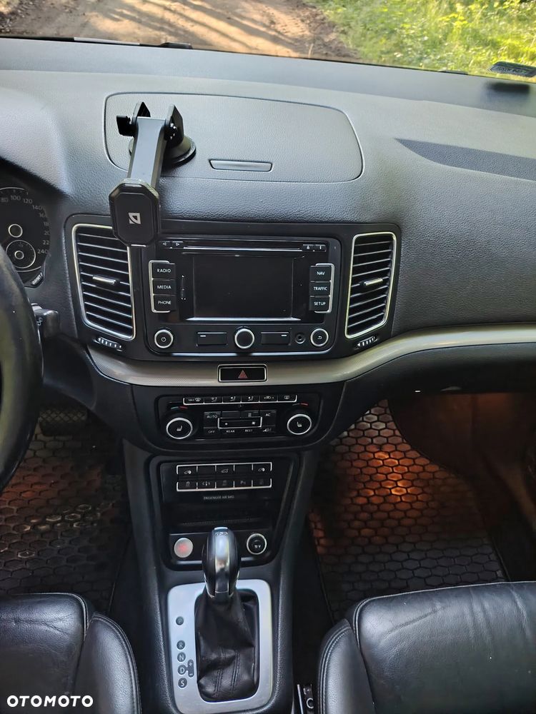 Volkswagen Sharan 2.0 TDI Highline DSG - 28