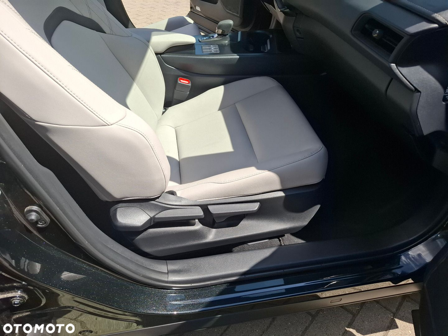 Lexus UX - 23