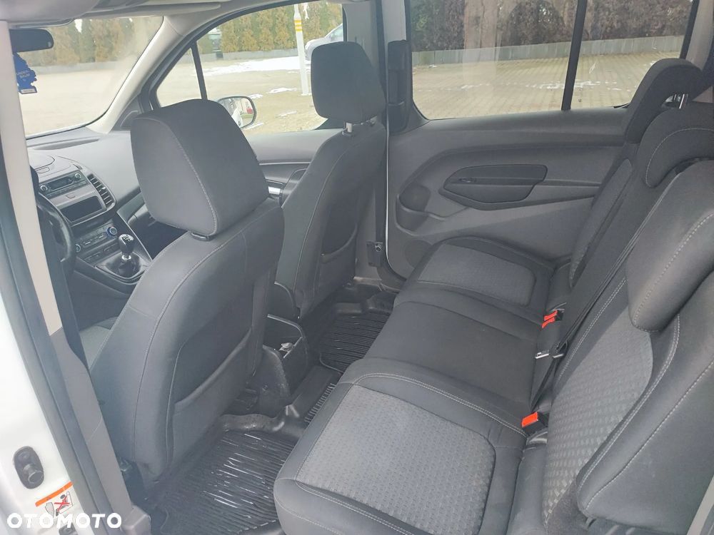 Ford Transit Connect - 10