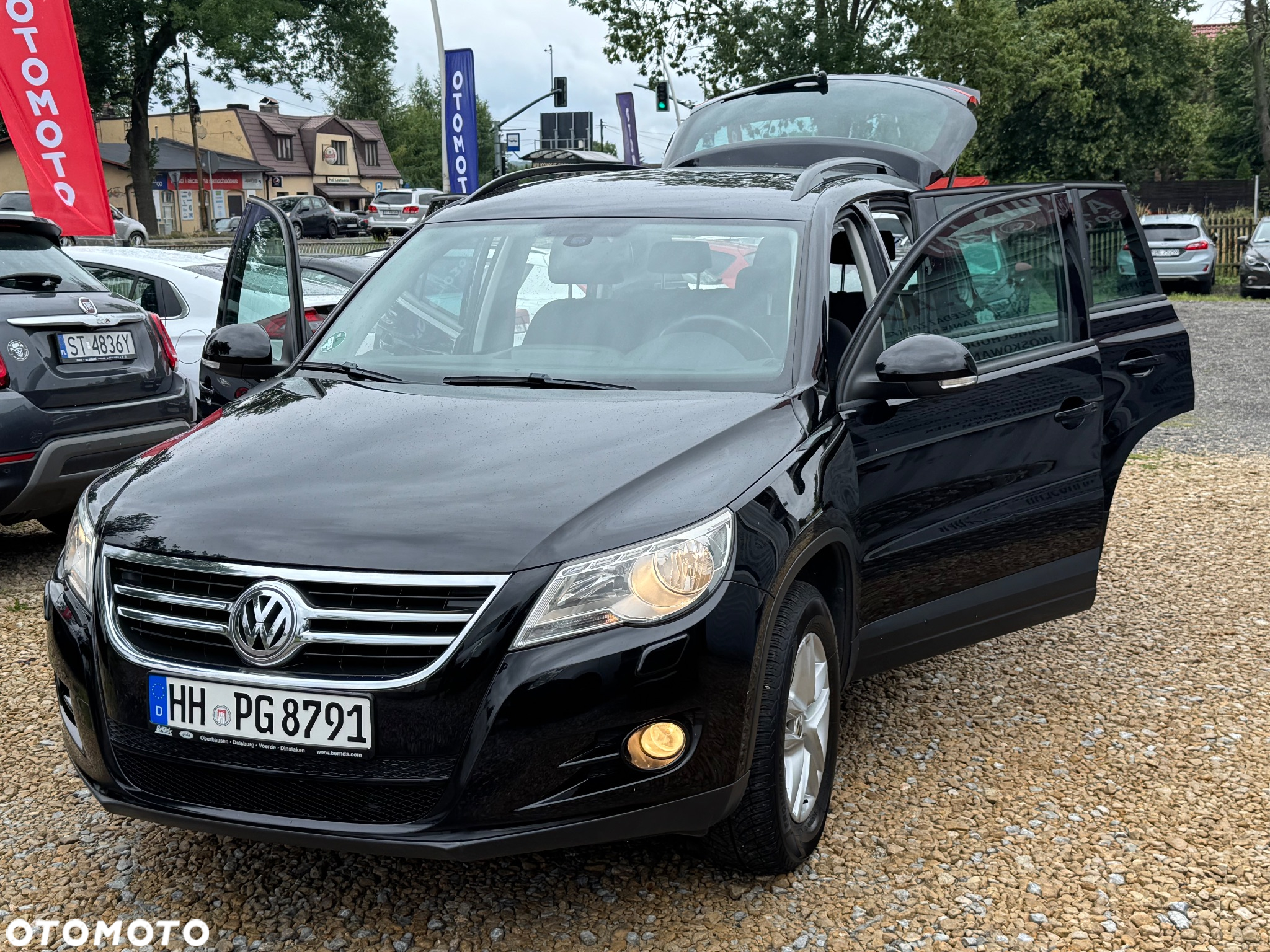 Volkswagen Tiguan - 12