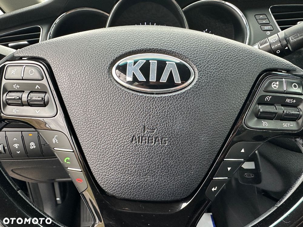 Kia Ceed 1.6 GDI Platinum Edition - 20