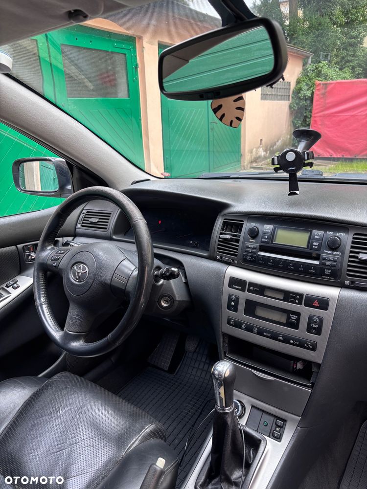 Toyota Corolla 2.0 D-4D Sol - 9