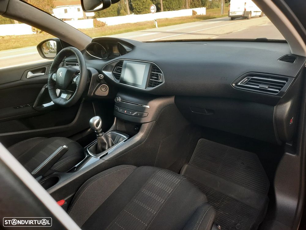 Peugeot 308 SW 1.6 BlueHDi Allure - 16