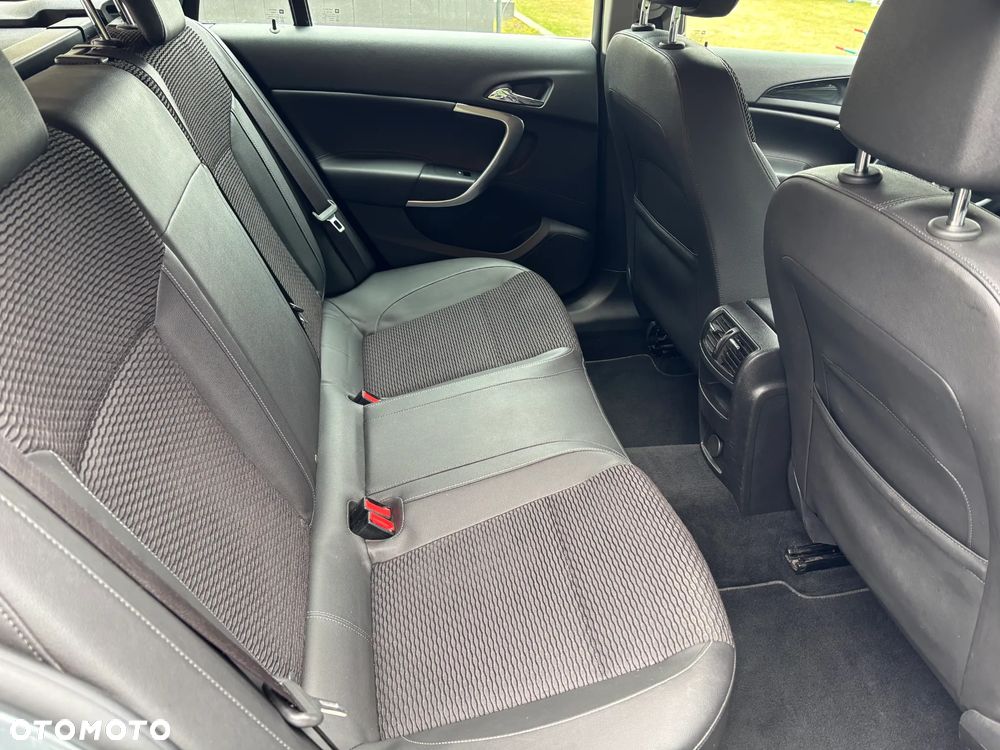 Opel Insignia 1.6 SIDI Turbo ecoFLEX Start/Stop Sport - 17