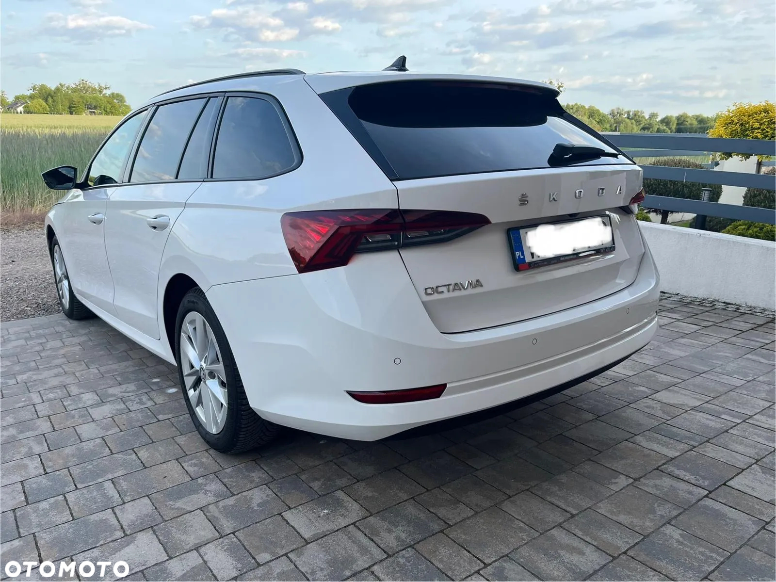 Skoda Octavia 2.0 TDI Ambition DSG - 5