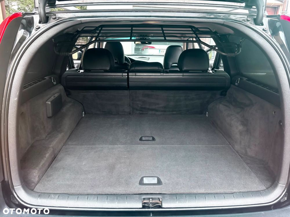 Volvo XC 70 - 12