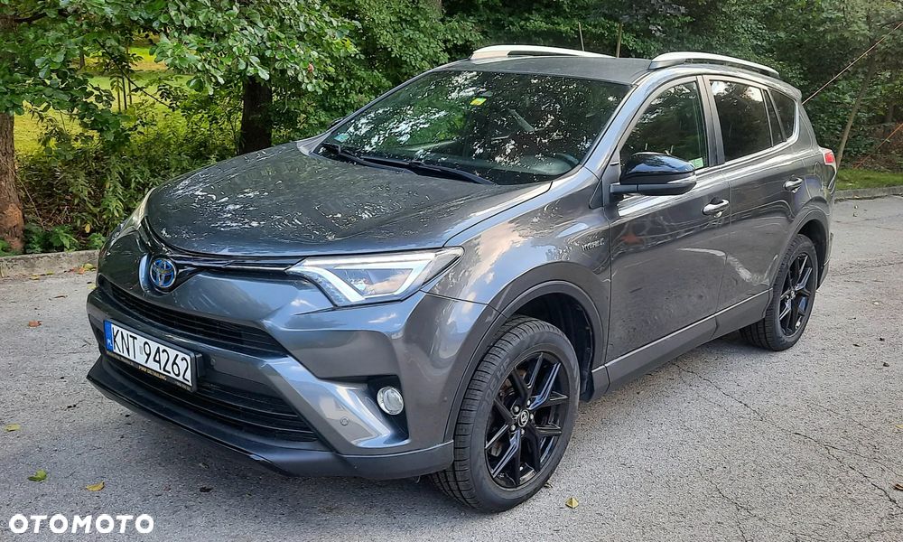 Toyota RAV4 - 1