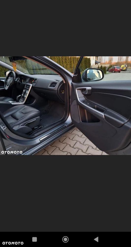 Volvo V60 D4 Drive-E Summum - 8