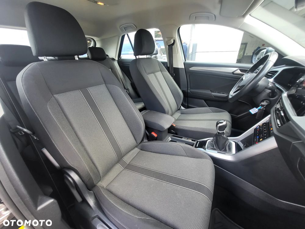 Volkswagen T-Roc 1.5 TSI Life - 24