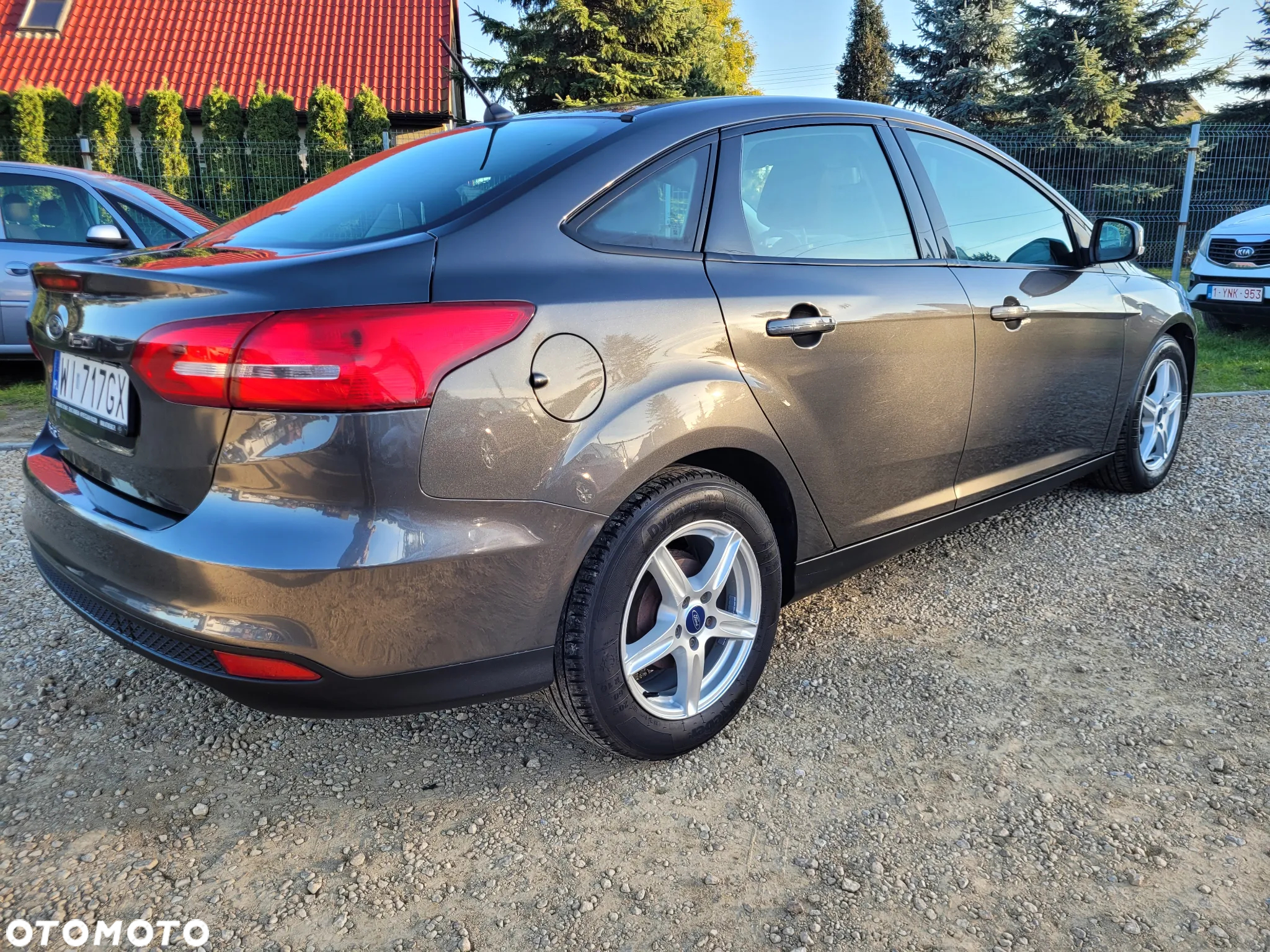 Ford Focus 1.6 SYNC Edition - 2