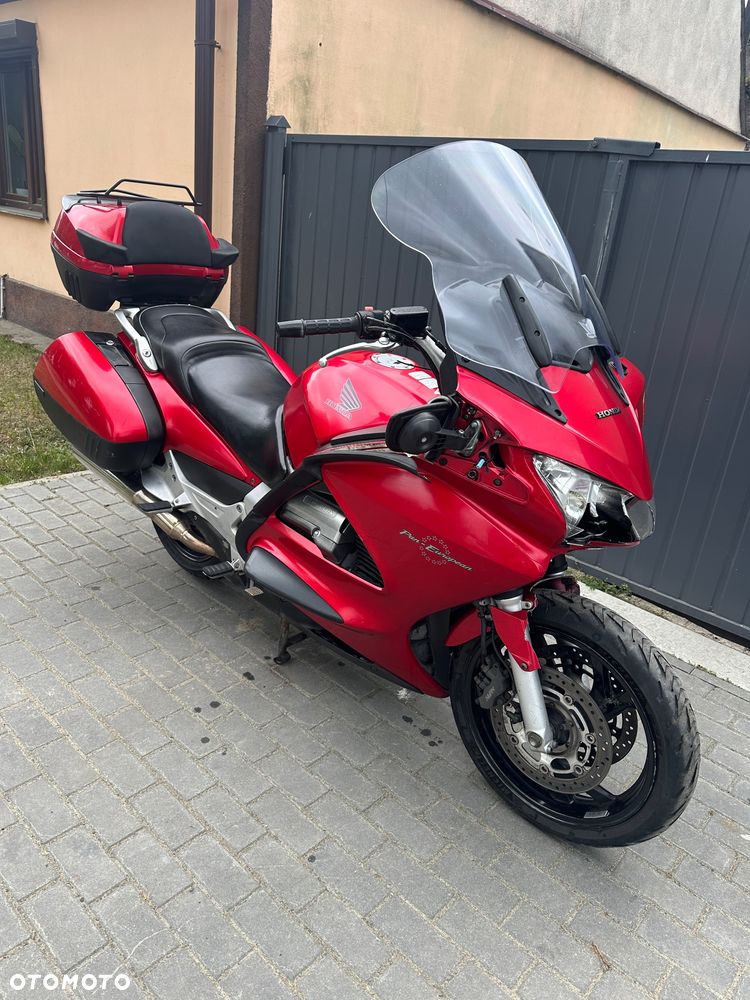 Honda ST - 7