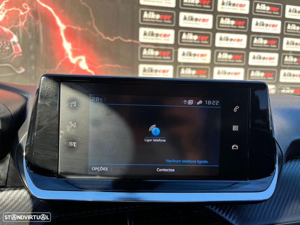 Peugeot 2008 1.5 BlueHDi Allure EAT8 - 37