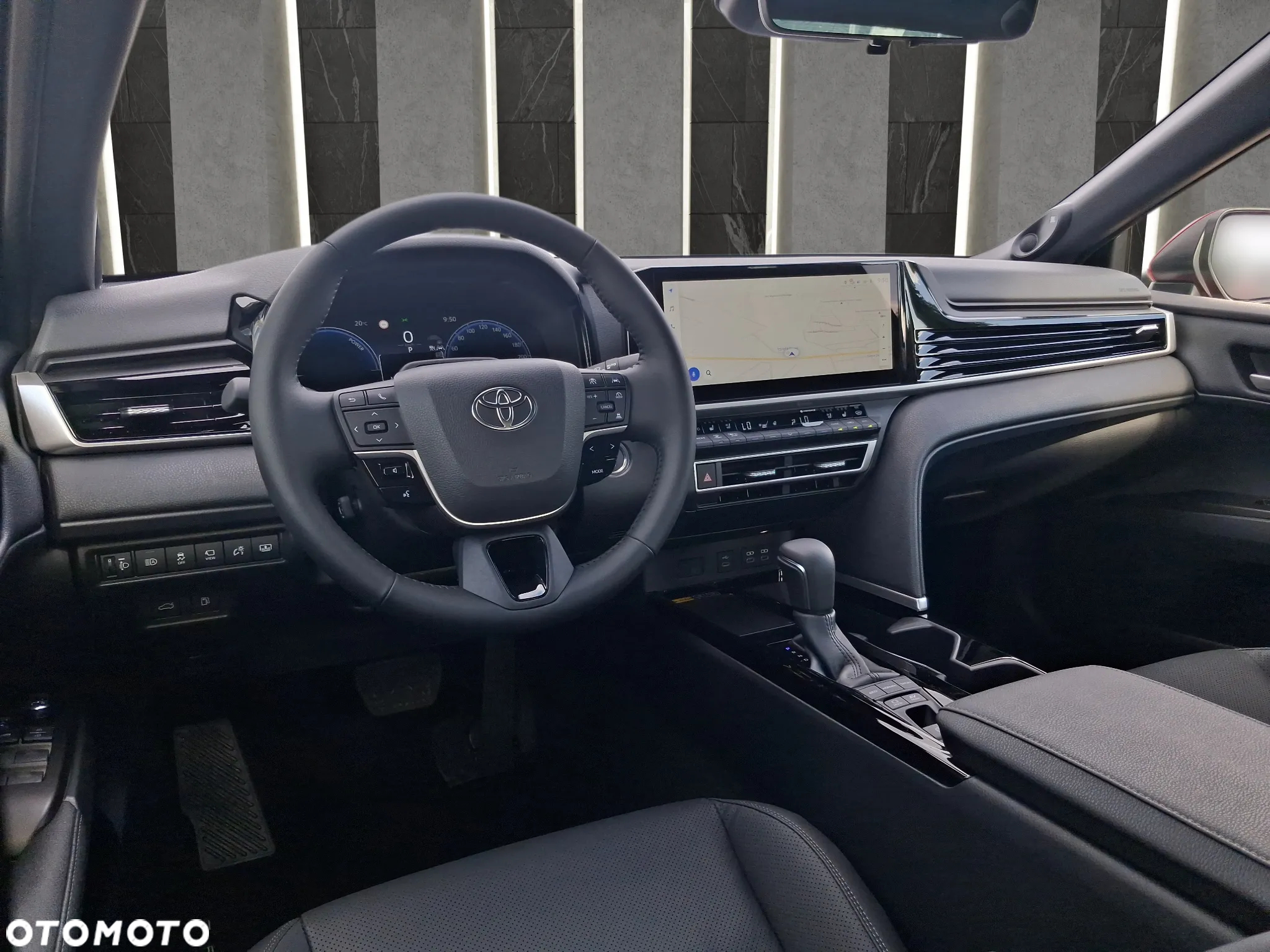 Toyota Camry 2.5 Hybrid Dynamic Force Executive e-CVT - 24