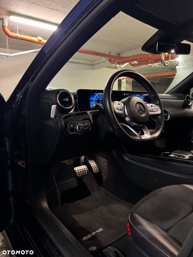 Mercedes-Benz Klasa A 180 AMG Line 7G-DCT - 11