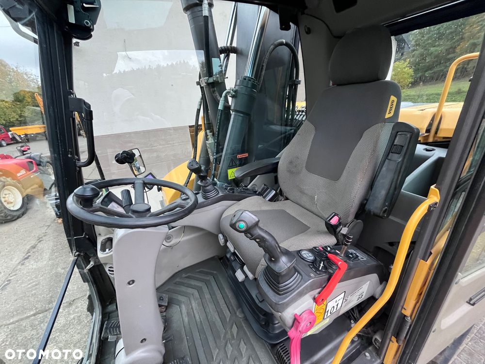 Volvo EW140D - 22