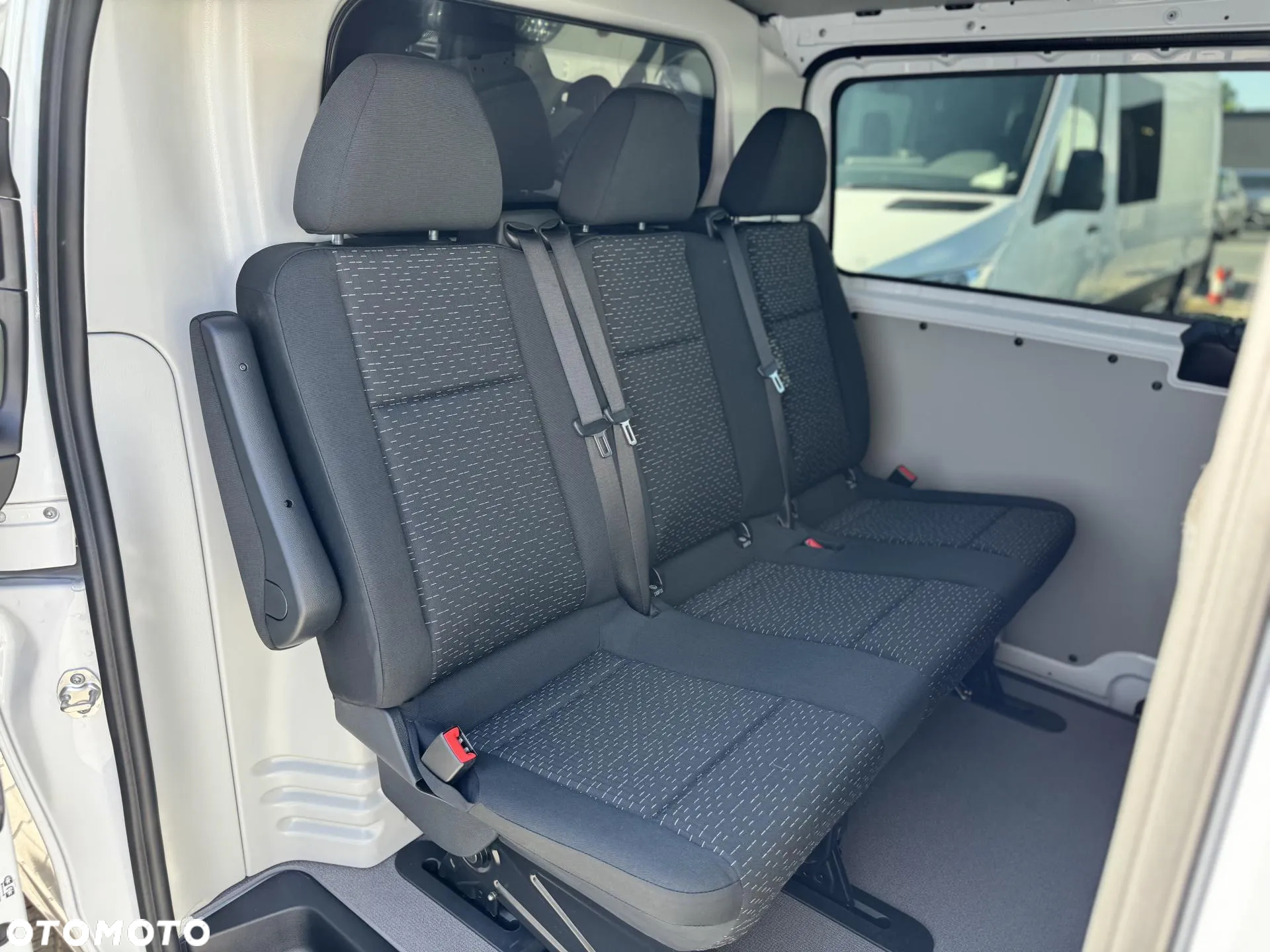 Mercedes-Benz Vito - 13