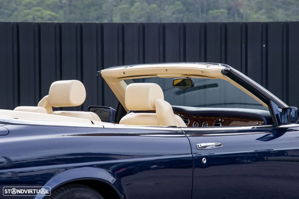 Rolls Royce Corniche Standard - 19