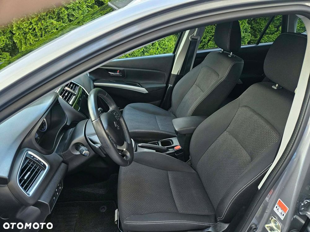 Suzuki SX4 S-Cross 1.4 SHVS Premium - 9