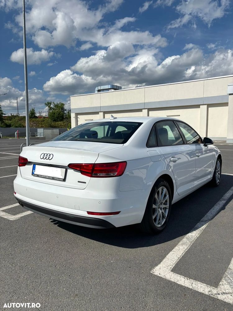 Audi A4 2.0 TDI quattro S tronic - 8