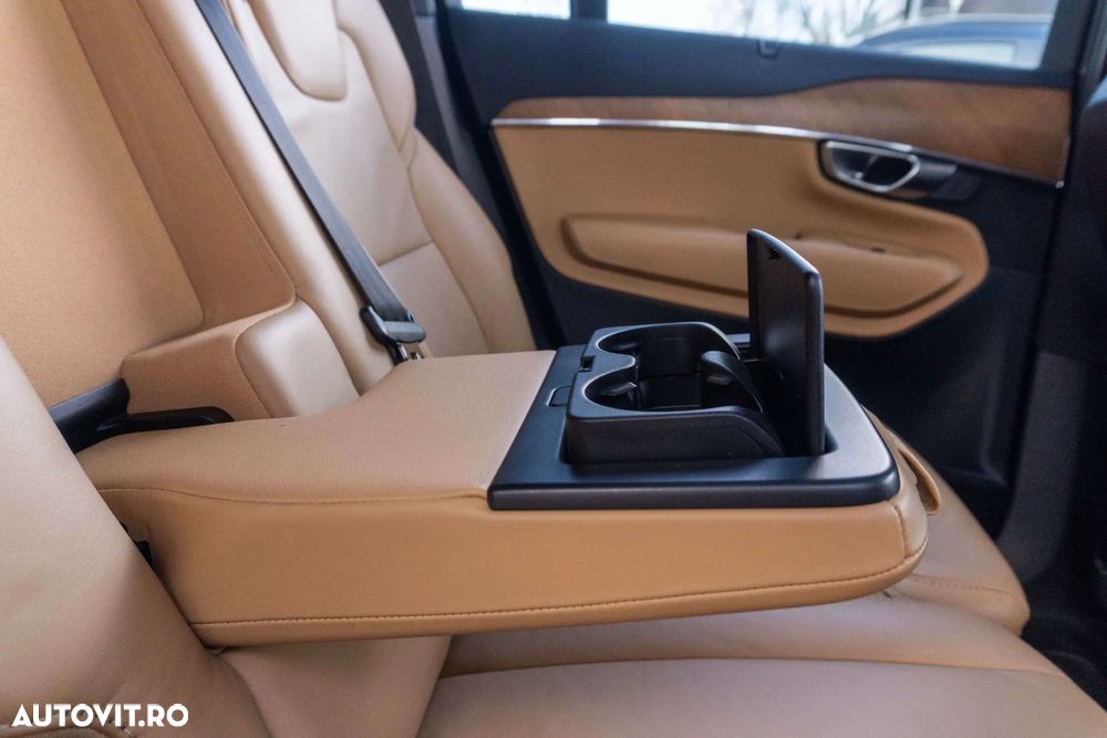 Volvo XC 90 D5 AWD Inscription - 37