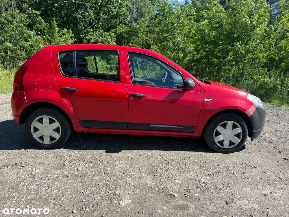 Dacia Sandero - 4
