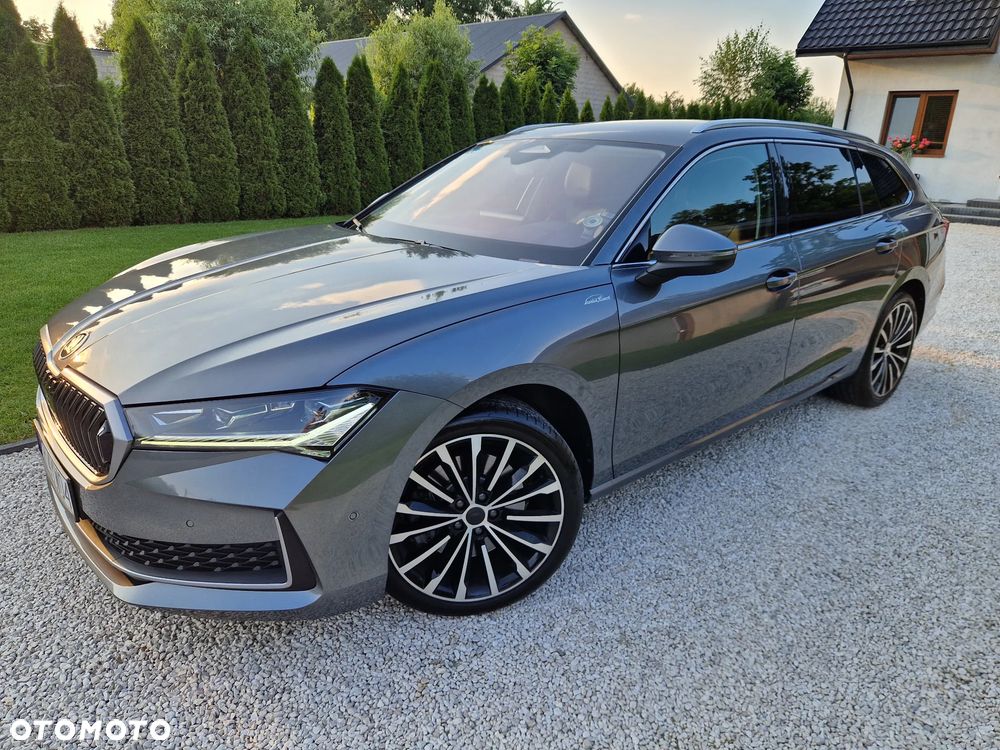 Skoda Superb 2.0 TDI SCR 4x4 L&K DSG - 2