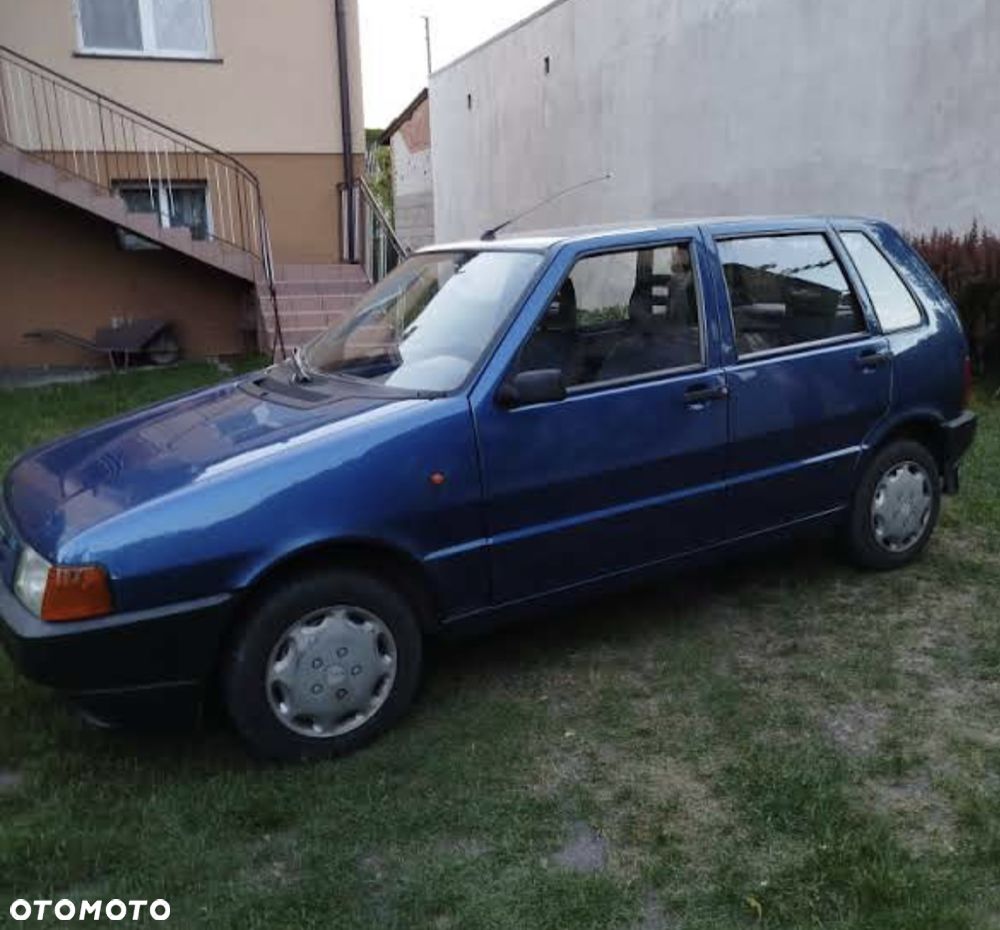 Fiat Uno 899 - 2