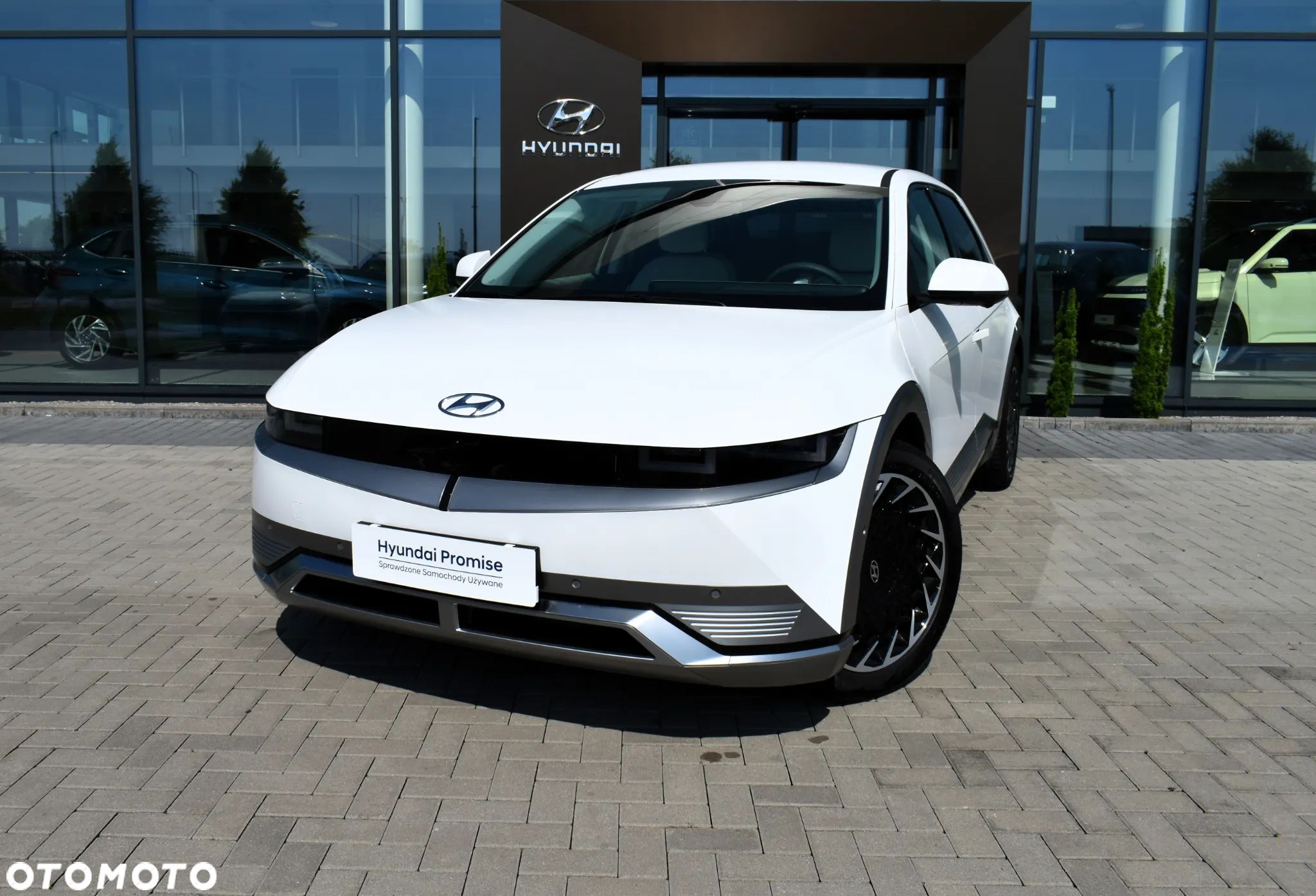 Hyundai IONIQ - 1