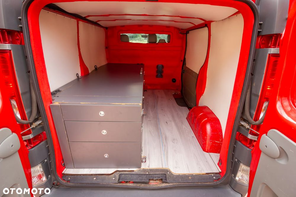 Opel Vivaro - 14