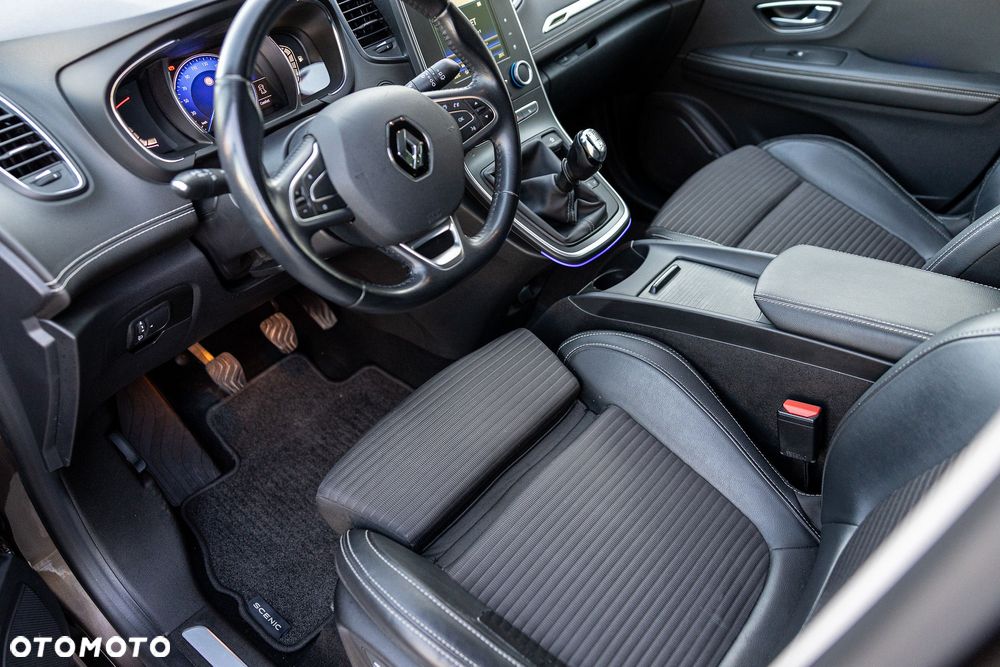 Renault Grand Scenic ENERGY TCe 130 INTENS - 28